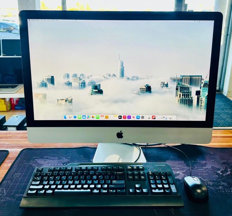 Apple iMac 27” 5K Retina 2017 3.4Ghz Core i5 16GB RAM 1TB Radeon Pro 570 4GB Graphics