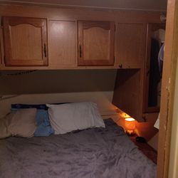 Keystone Cougar trailer RV 28 ft   yr. 2005