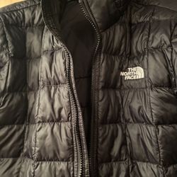 North Face Jacket Thermoball Boys Large 14/16