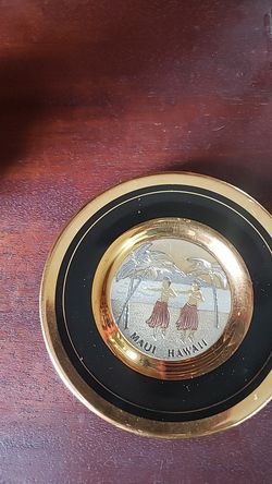 Collection plate Maui Hawaii