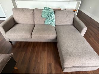 Reversible Sofa & Chaise