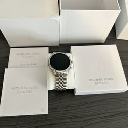 Michael Kors Lexington silver smartwatch  MKT5077