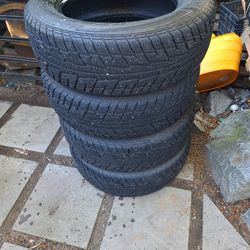Studded Tires 225/65r17