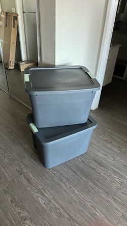 2 storage boxes