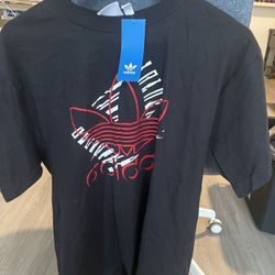 Adidas Originals "Behind the Trefoil" men's t-shirt  size Medium