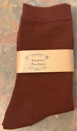 New women’s wine colored dress socks size 9-11