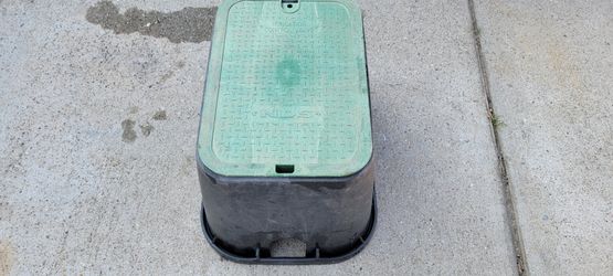 4 Valve Irrigation Control Valve Box