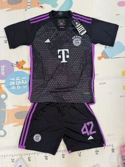 Soccer jersey Set Size 28(9-10y)