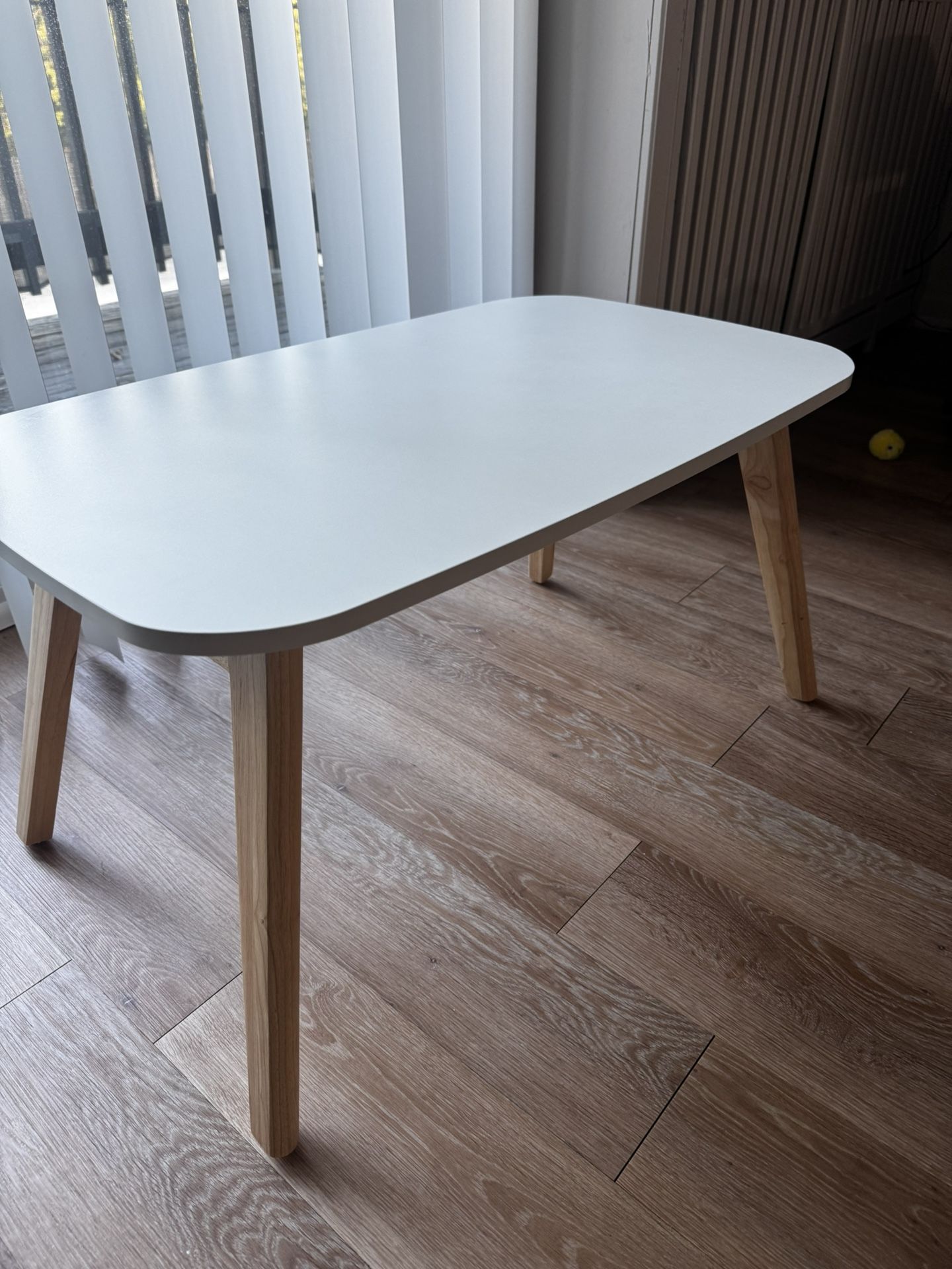 New table, coffee table, small table, living room table, decorative table, white table