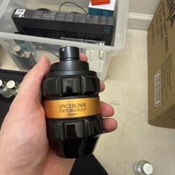 Spicebomb Viktor & Rolf