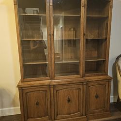 Drexel 1960s Vintage Hutch