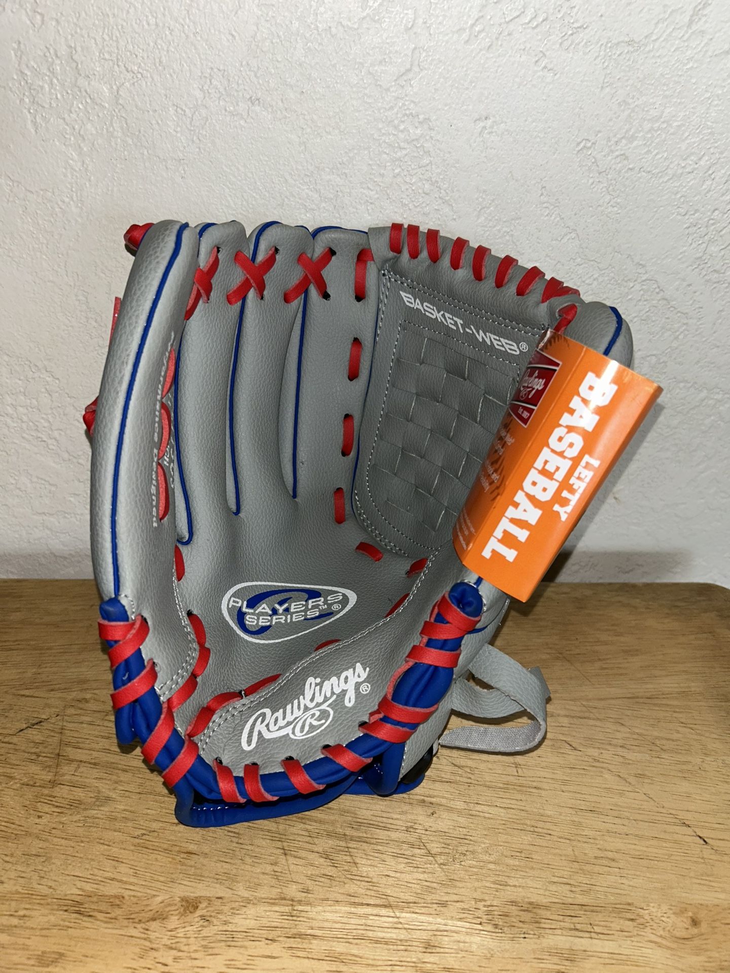 LEFT HANDED BRAND NEW RAWLINGS 11.5 YOUTH BASEBALL GLOVE CHECK OUT MY PROFILE FOR MORE GREAT ITEMS