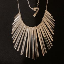 18” SilverTone Necklace With Dangling Silver Sparkly Bib Pendants 