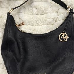 Authentic New Michael Kors Shoulder Bag 