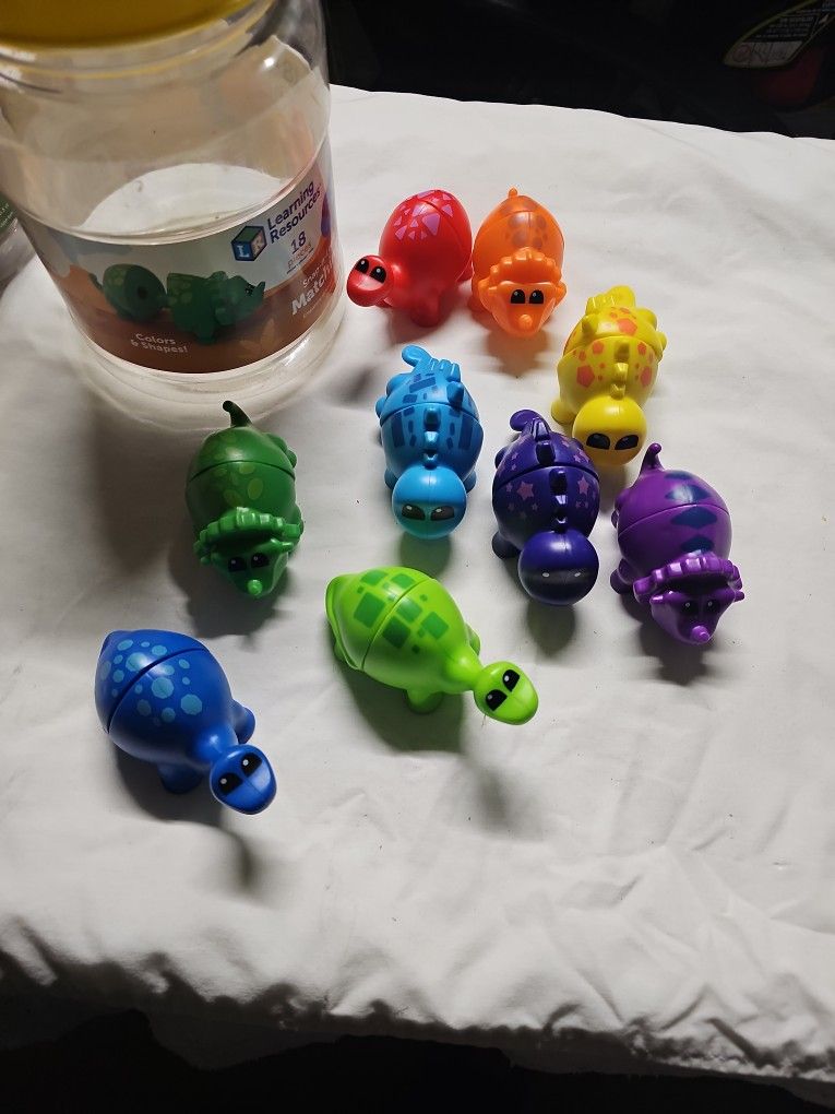 Learning Resources Matching Dinos