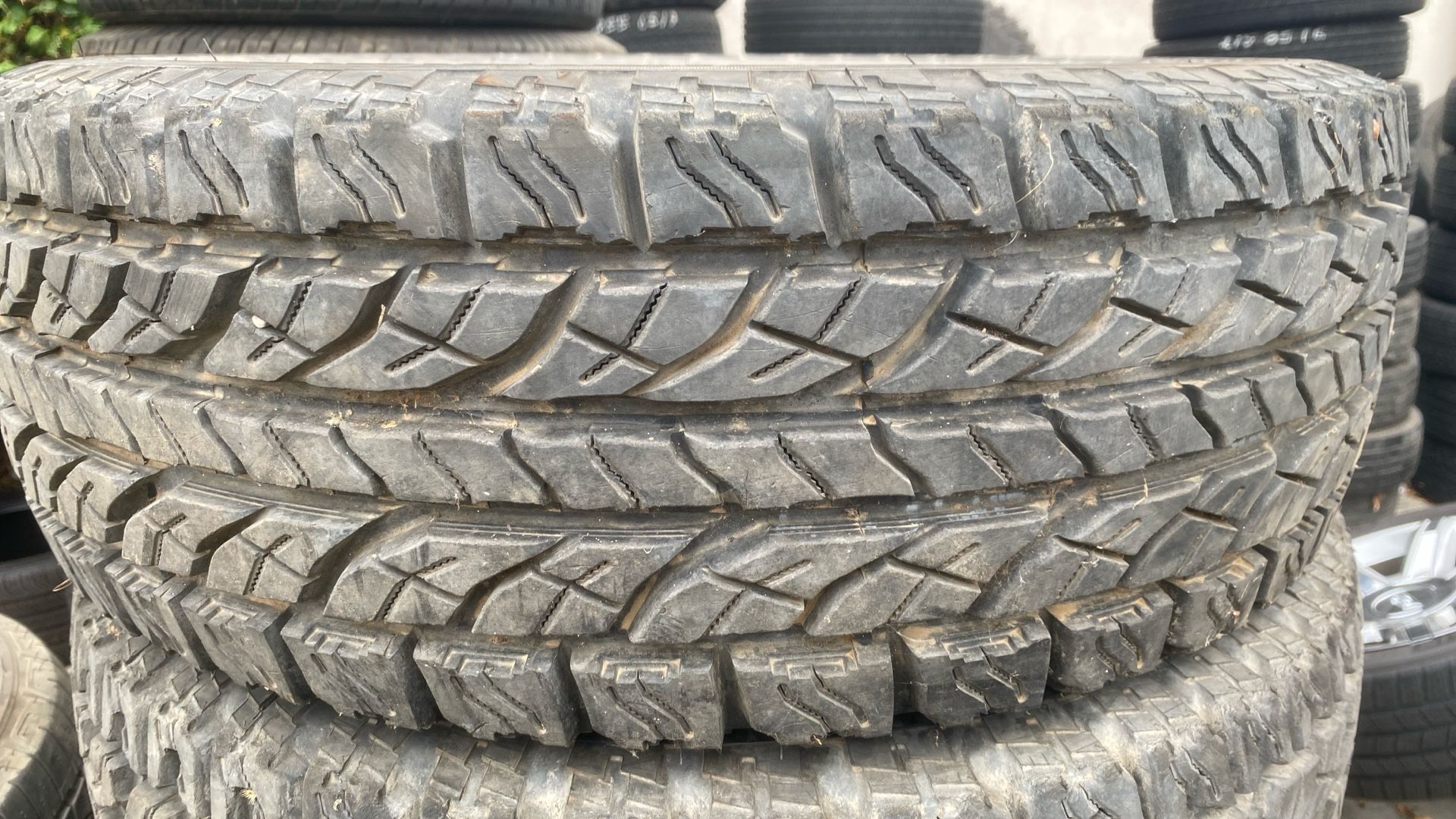 4 Used Tires Size 31x10.50 R15