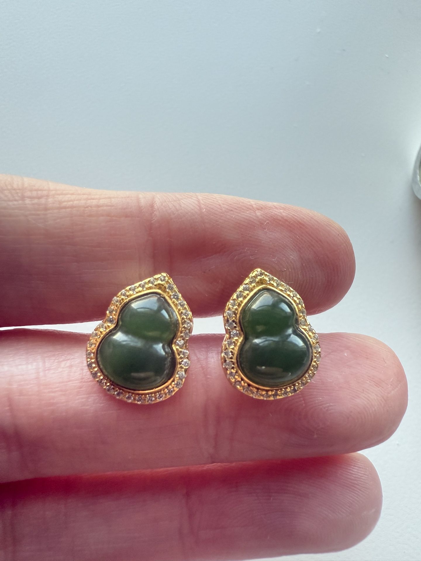 Brand New Calabash Shaped Authentic Jade Earrings 925 Silver 