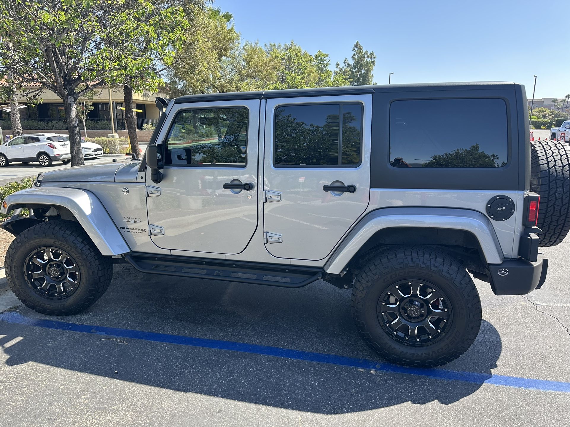 Jeep 33 Inch AT Tires - Never Off Road!