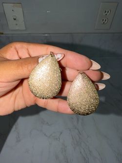 Pair of gold earrings