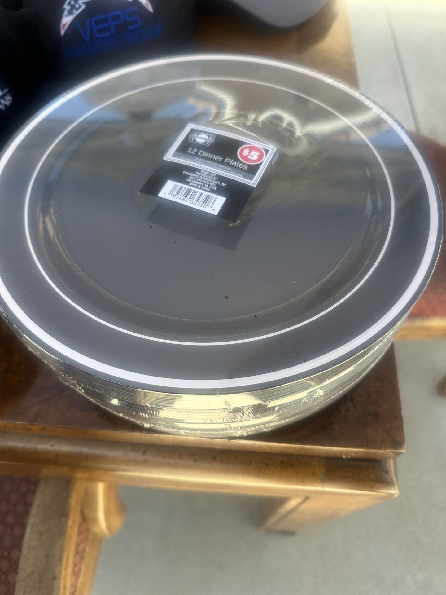 New Black And Silver Plastic Plates Small & Large