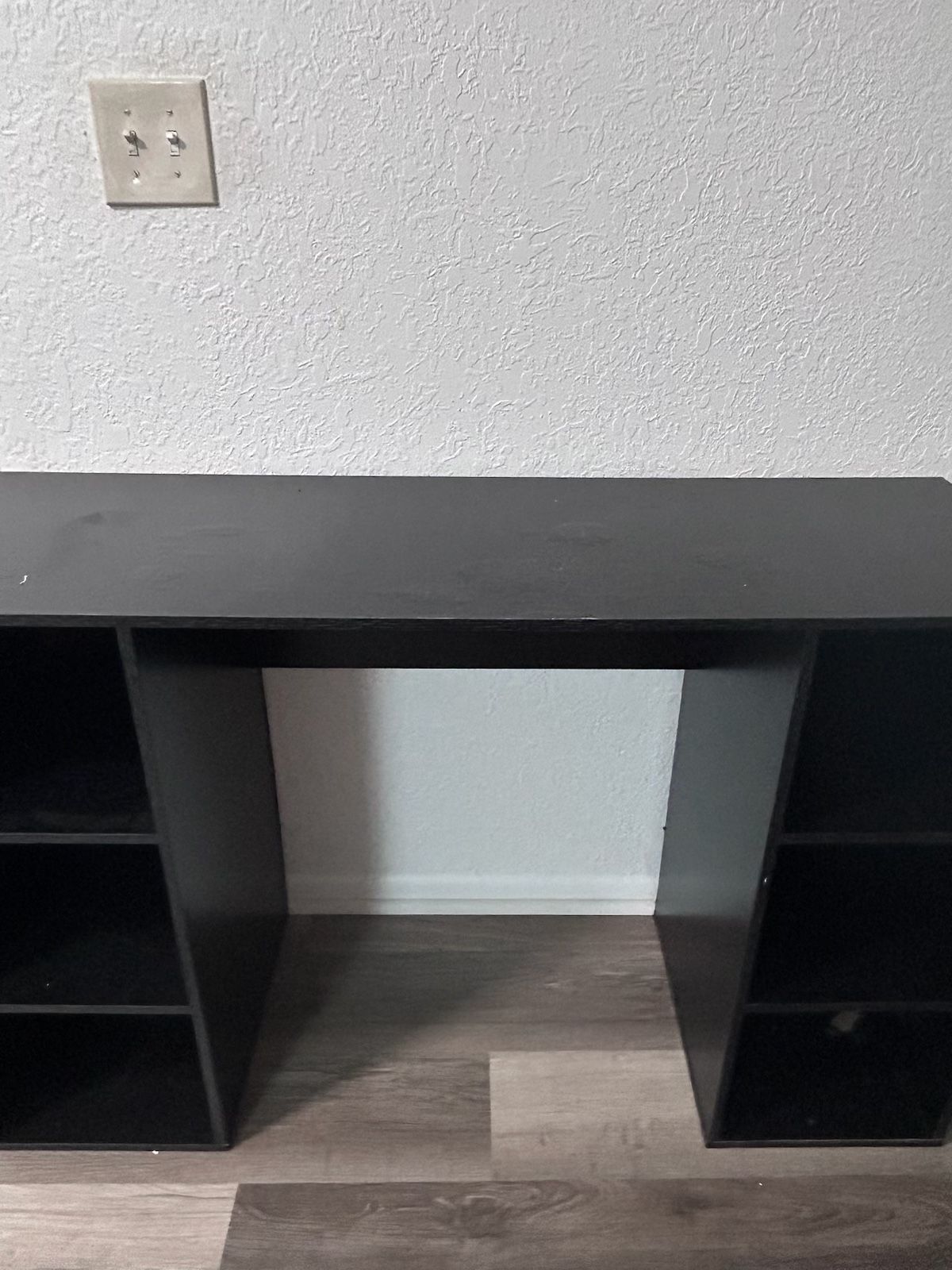 Desk/Computer Table