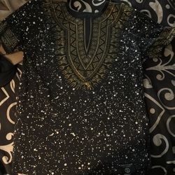 Nice shirt. Black with gold.