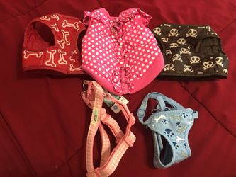 Dog harnesses