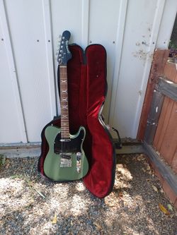 Southern Belle electric guitar