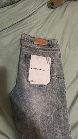 Purple jeans no  front tag