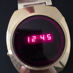 VTG Sovereign Hughes Aircraft Co. Red LED Digital Watch Gold Plated Band Works