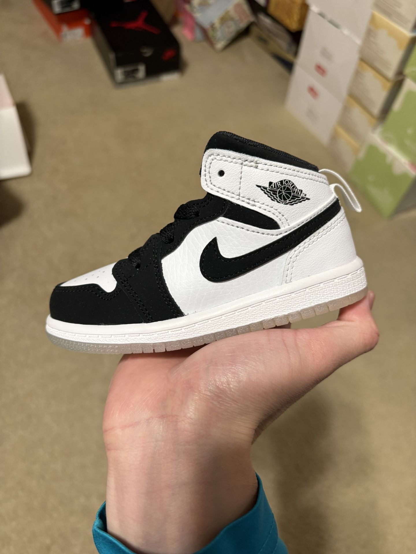 Size 8C - Air Jordan 1 Mid Diamond Shorts (TD) Toddler size