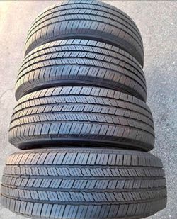 255/50/19 Michelin vendo un set de llantas usadas excelente condiciones de vida las 4 ✅🤩I am selling a set of used tires, all 4 in excellent living c