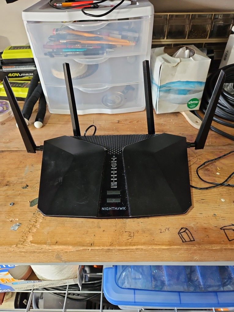 Nighthawk Router