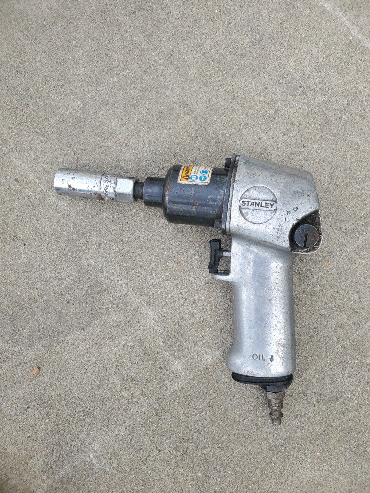 Stanley 3/8" SQ. Air Impact Wrench