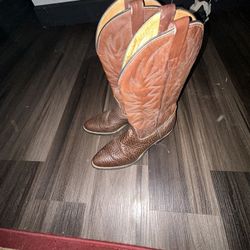 Boots (size9 1/2)