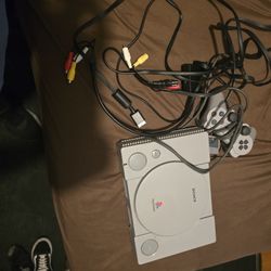 Play Station 1