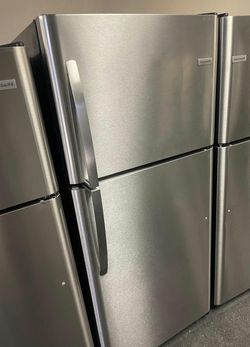 Frigidaire Stainless Steel Top Freezer Refrigerator