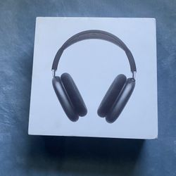 AirPods Maxs