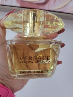 Versace yellow perfume