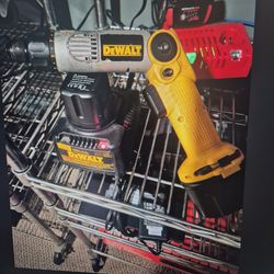 Dewalt cordless screwdriver with 2 batteries and the charger
