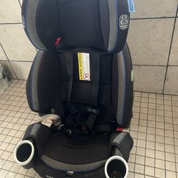 Graco - 4Ever® DLX 4-in-1 Car Seat - Kendrick