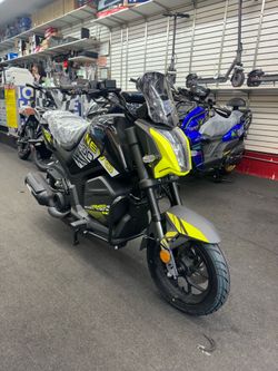 Brand new nevo 200cc automatic motorcycle