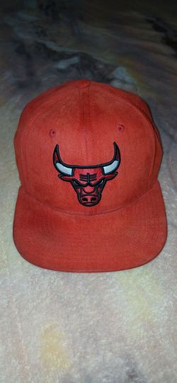 Mitchell & Ness Red Chicago Bulls Snapback Hat