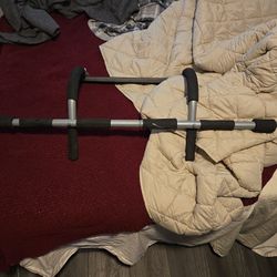 Pull Up Bar