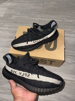 Adidas Yeezy Boost 350 V2 Core Black White