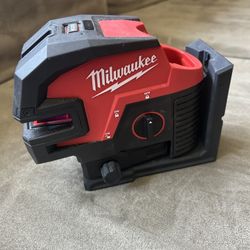 M12 12-Volt Lithium-lon Cordless Green Cross Line and 4-Points Laser (Tool Only)