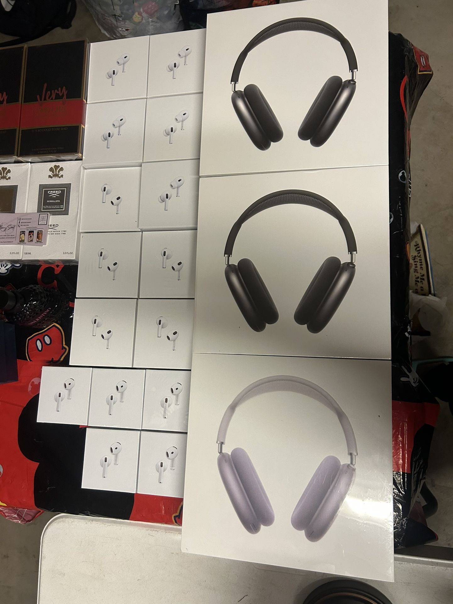 Apple Head phones and Airpod Pros