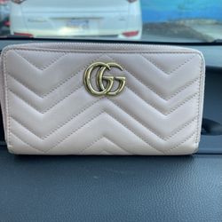 Authentic Gucci Marmont Wallet 