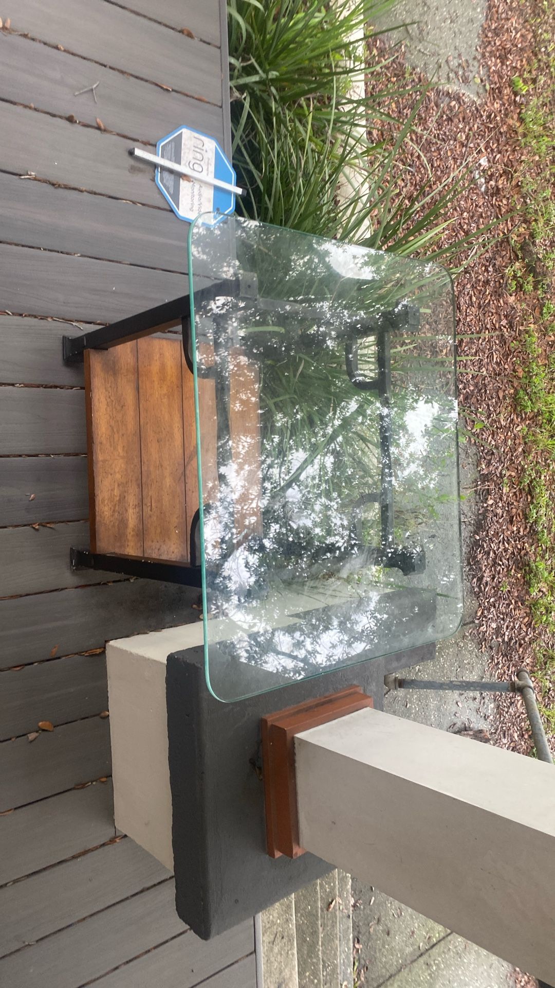 Glass Table And Bar Stools