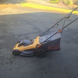 Black And Decker Lawnmower 